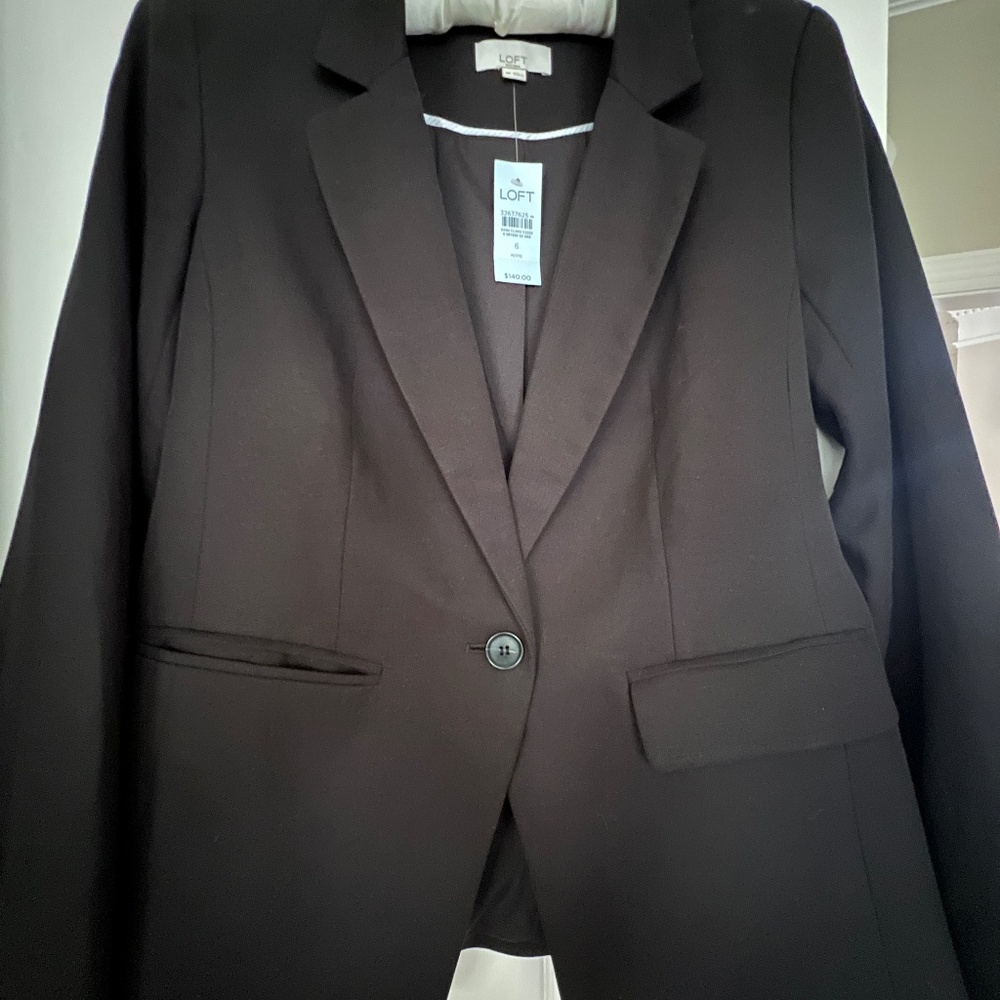 Loft Black Blazer 6 petite
